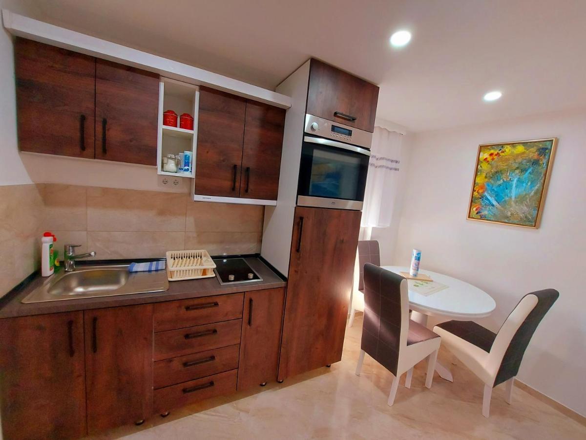 Apartments Marshal Bosanska Krupa Εξωτερικό φωτογραφία